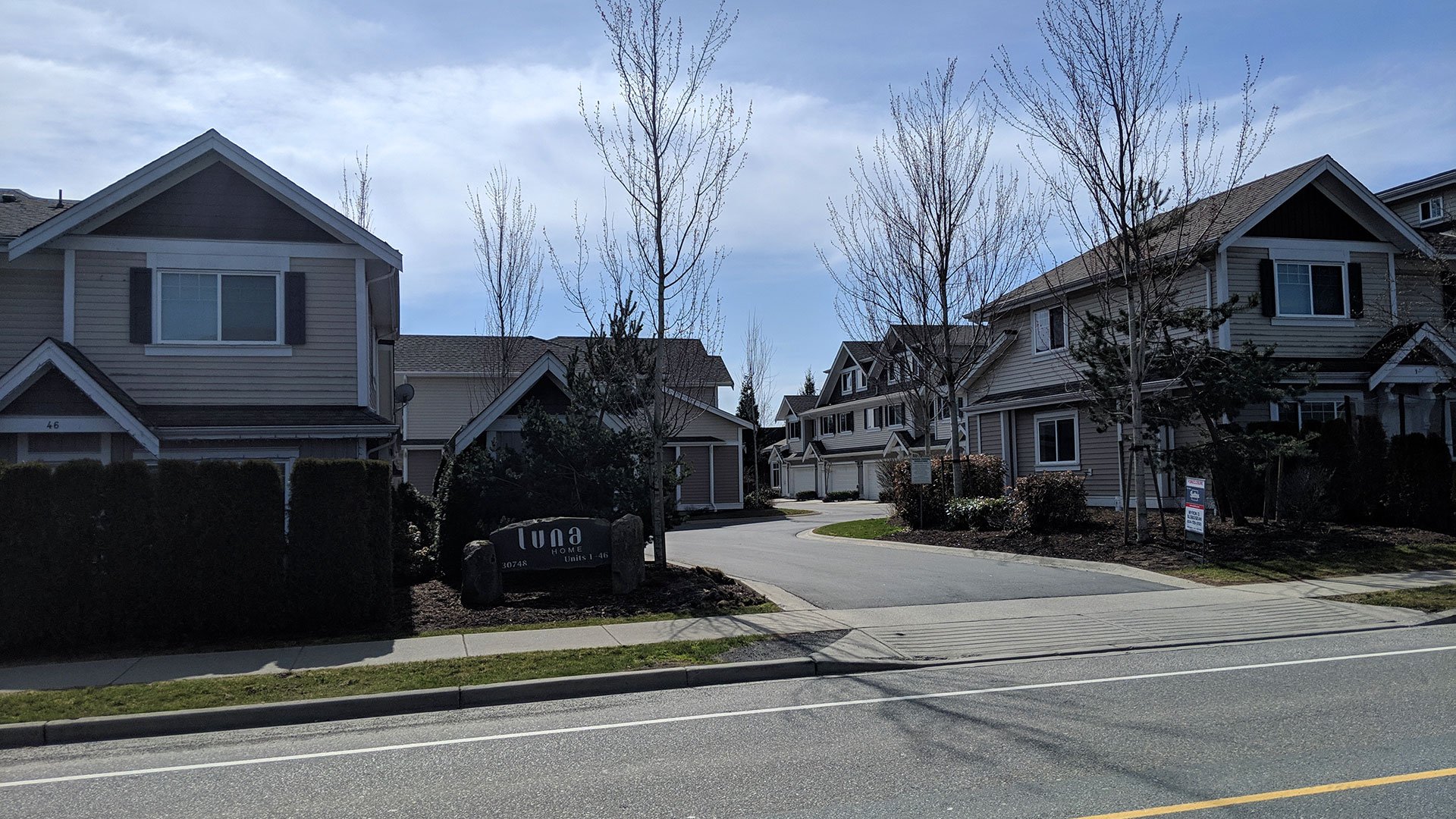 Luna Townhomes MAREX Constructors Ltd.